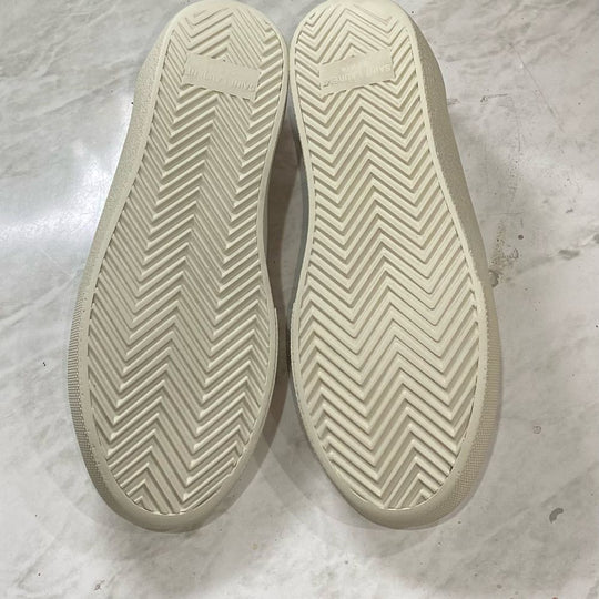 Sneaker sole deoxidising — yellowed soles restored to icy white by Sneaker Spa Sydney